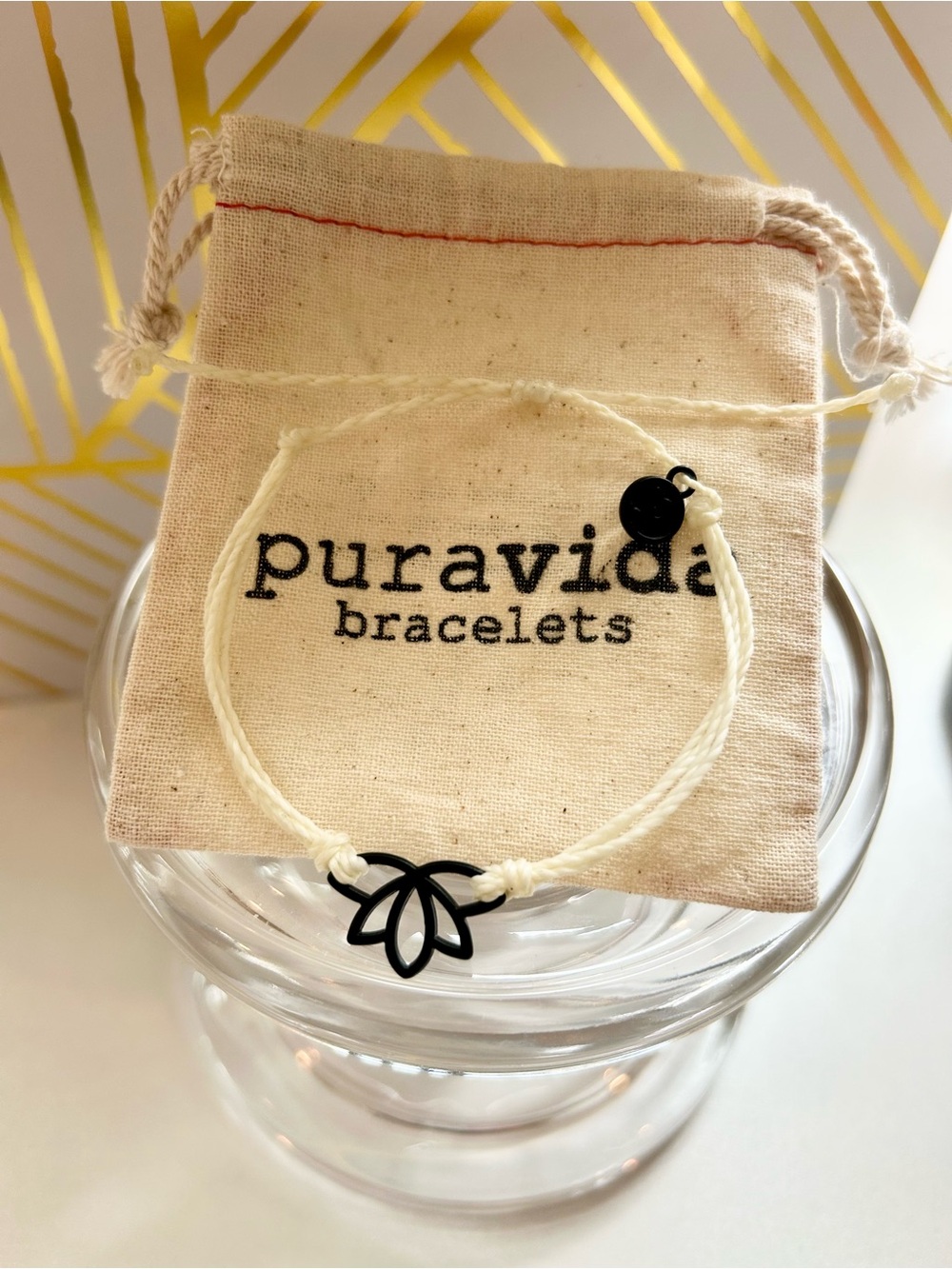 🪷Iconic Pura Vida Lotus Charm Bracelet Black&Ivory New w/ Original Canvas Pouch🪷